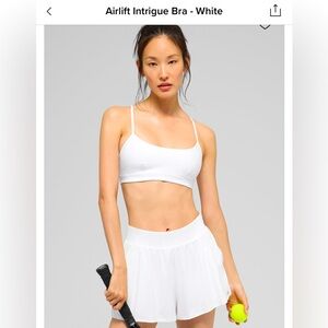 NWT Alo Airlift Intrigue Bra in White , Size Small